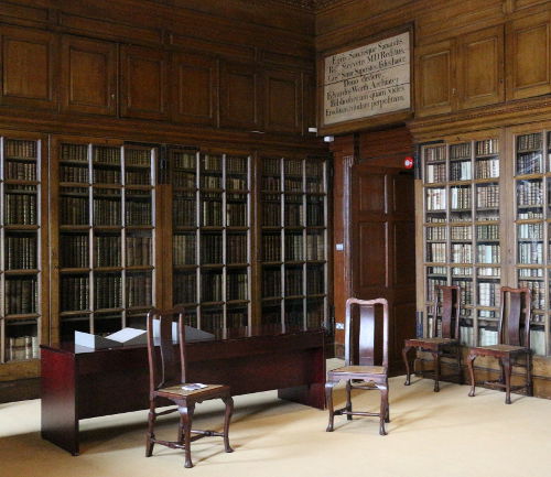 The Edward Worth Library (c) Irish Philosophy (CC BY)